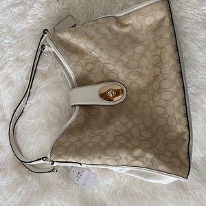 Coach single strap shoulder bag